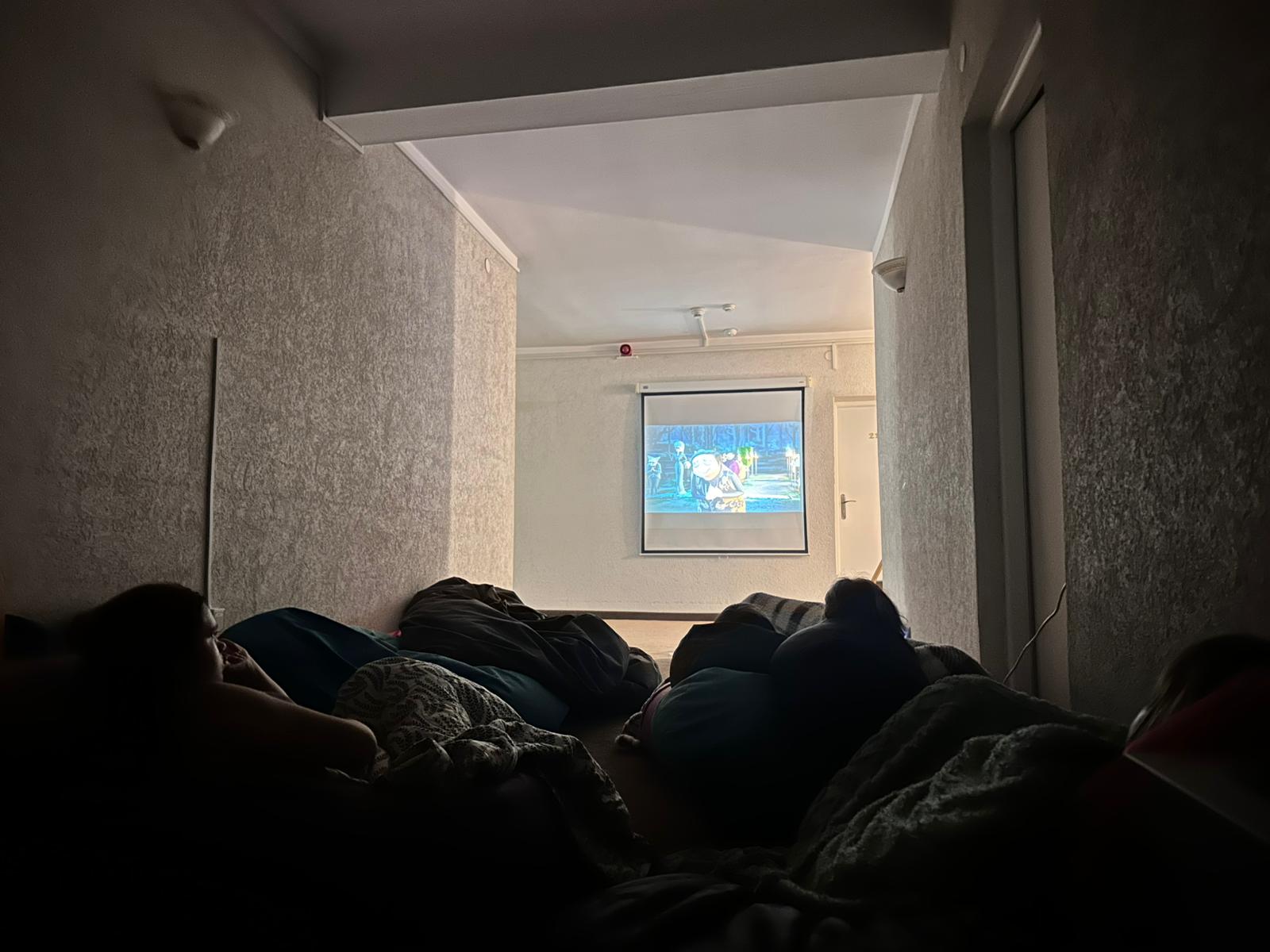 HALLOWEEN W INTERNACIE HALLOWEEN W INTERNACIE