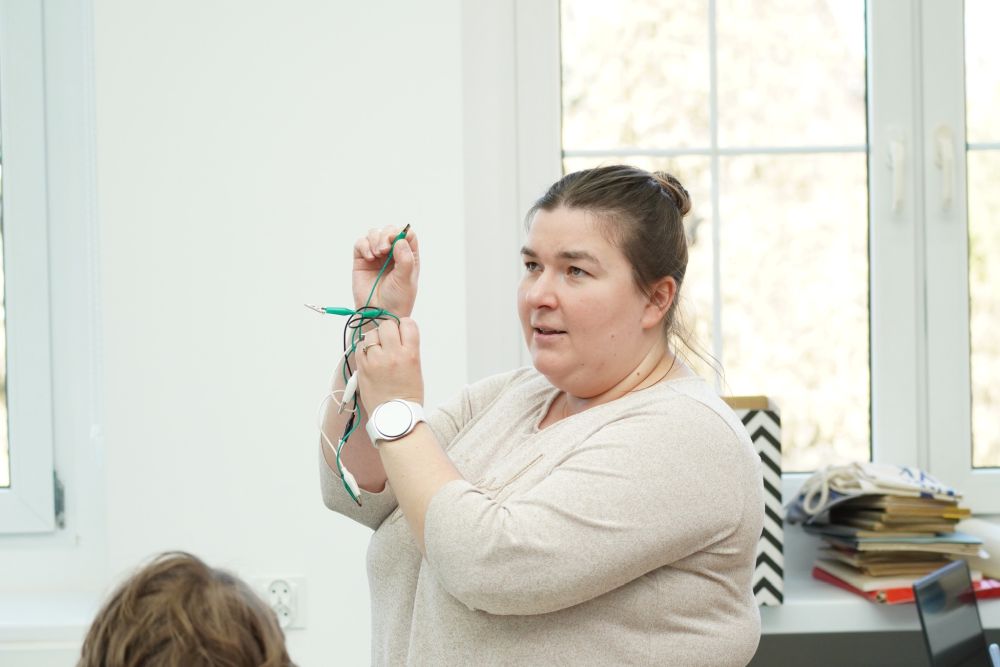 CHEMIA MOŻE BYĆ NAPRAWDĘ MAGICZNA!