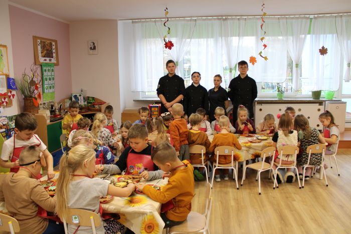 https://ekonom.kolobrzeg.pl/wp-content/uploads/gal/2022/12/05/obraz3.jpg