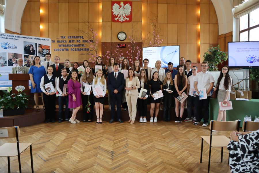 https://ekonom.kolobrzeg.pl/wp-content/uploads/gal/2023/06/11/szk_14.jpg