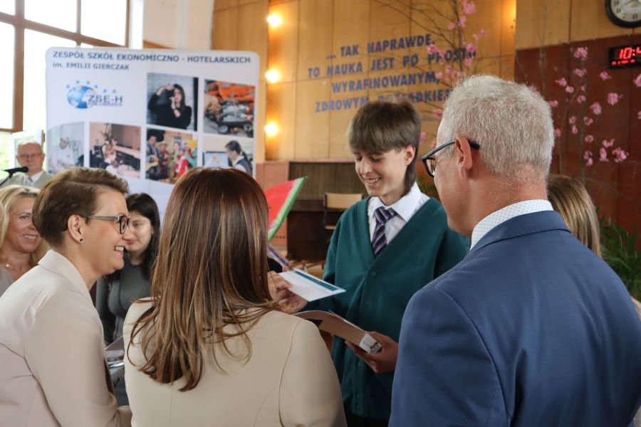 https://ekonom.kolobrzeg.pl/wp-content/uploads/gal/2023/06/11/szk_40.jpg