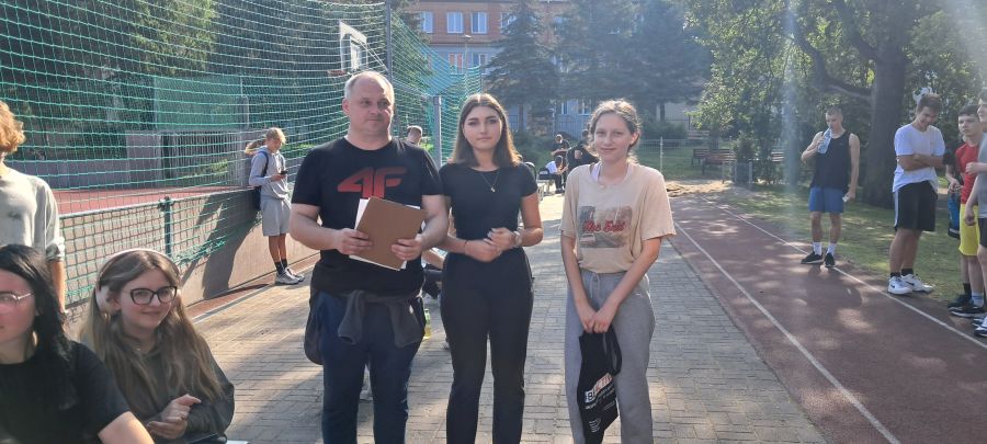 https://ekonom.kolobrzeg.pl/wp-content/uploads/gal/2023/10/03/sporti_08.jpg