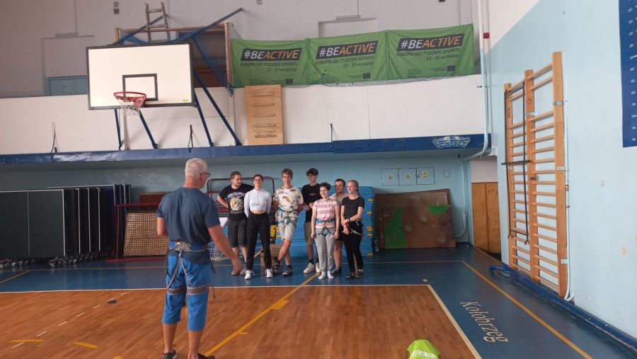 https://ekonom.kolobrzeg.pl/wp-content/uploads/gal/2023/10/03/sporti_25.jpg
