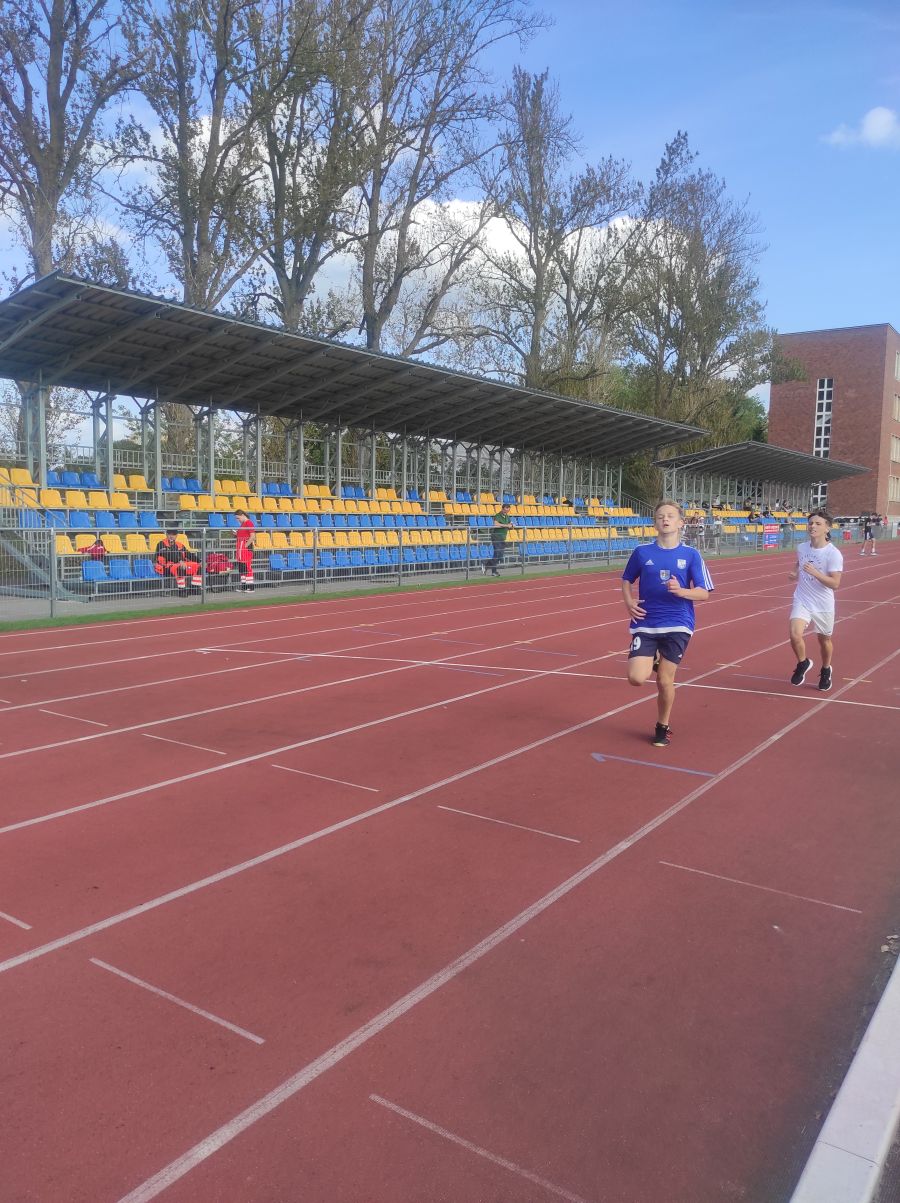 https://ekonom.kolobrzeg.pl/wp-content/uploads/gal/2023/10/03/sporti_59.jpg