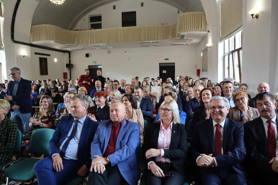 https://ekonom.kolobrzeg.pl/wp-content/uploads/gal/2023/10/08/poden_008.jpg