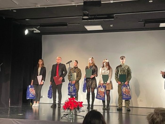 https://ekonom.kolobrzeg.pl/wp-content/uploads/gal/2023/12/10/zseh_01.jpg