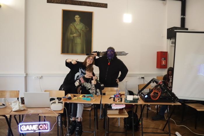 https://ekonom.kolobrzeg.pl/wp-content/uploads/gal/2024/04/13/zseh_03.jpg