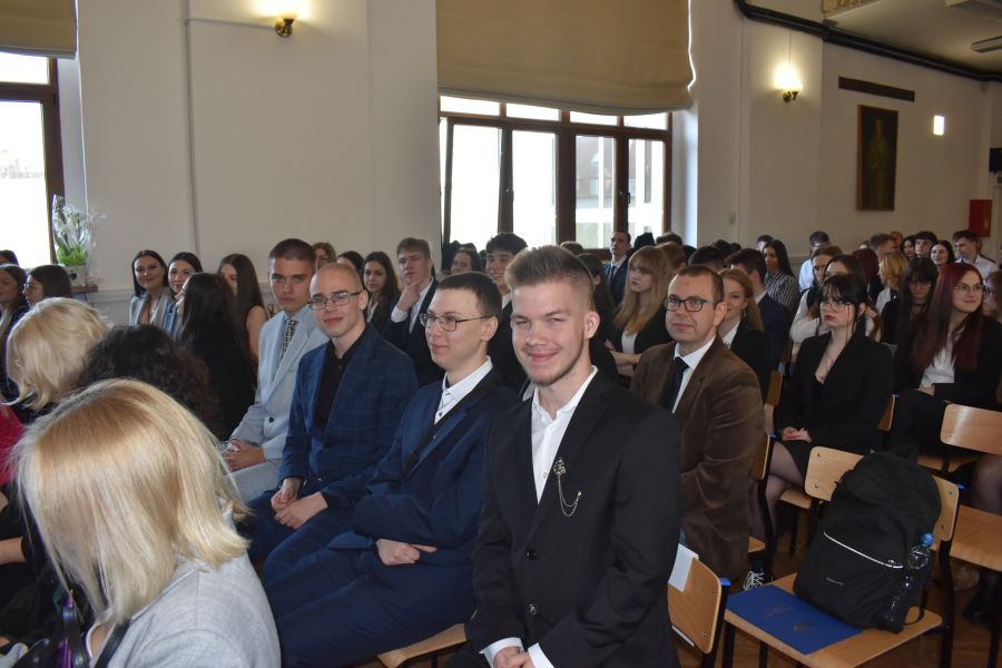 https://ekonom.kolobrzeg.pl/wp-content/uploads/gal/2024/04/18/zseh_01.jpg