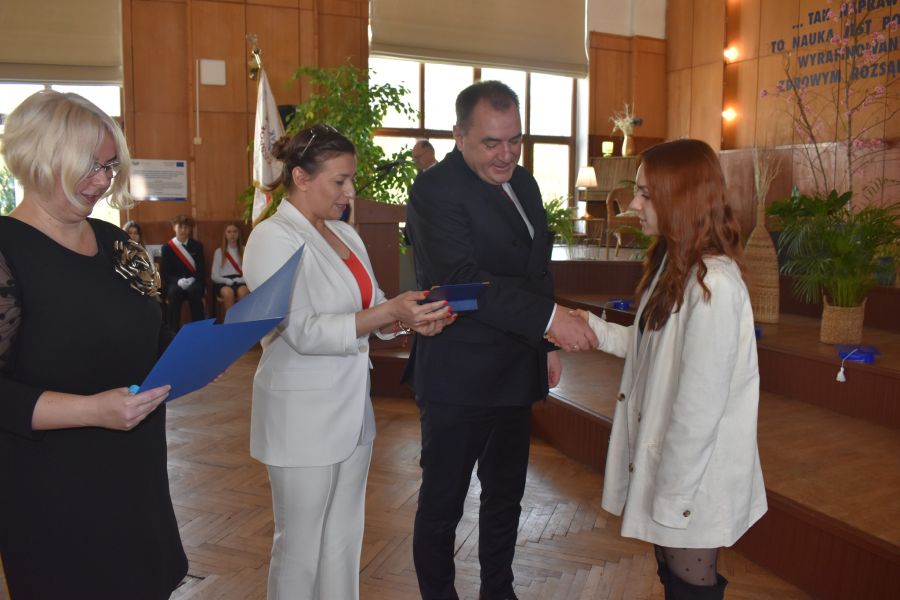 https://ekonom.kolobrzeg.pl/wp-content/uploads/gal/2024/04/18/zseh_05.jpg