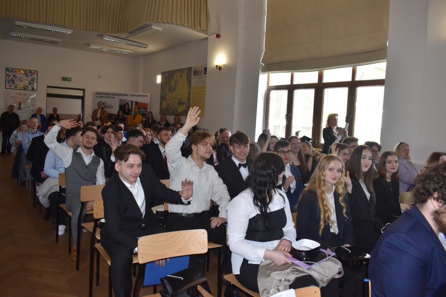 https://ekonom.kolobrzeg.pl/wp-content/uploads/gal/2024/04/18/zseh_23.jpg