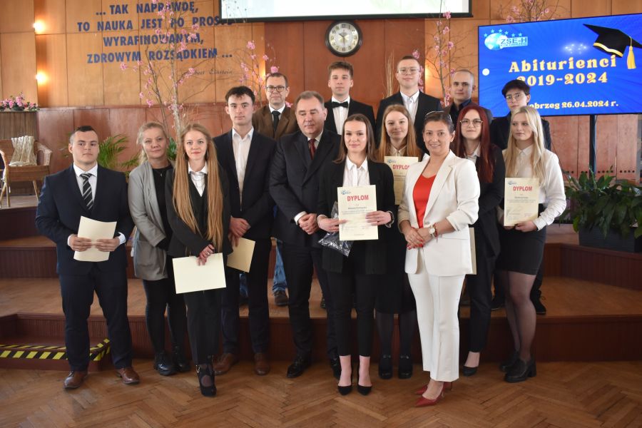 https://ekonom.kolobrzeg.pl/wp-content/uploads/gal/2024/04/18/zseh_29.jpg