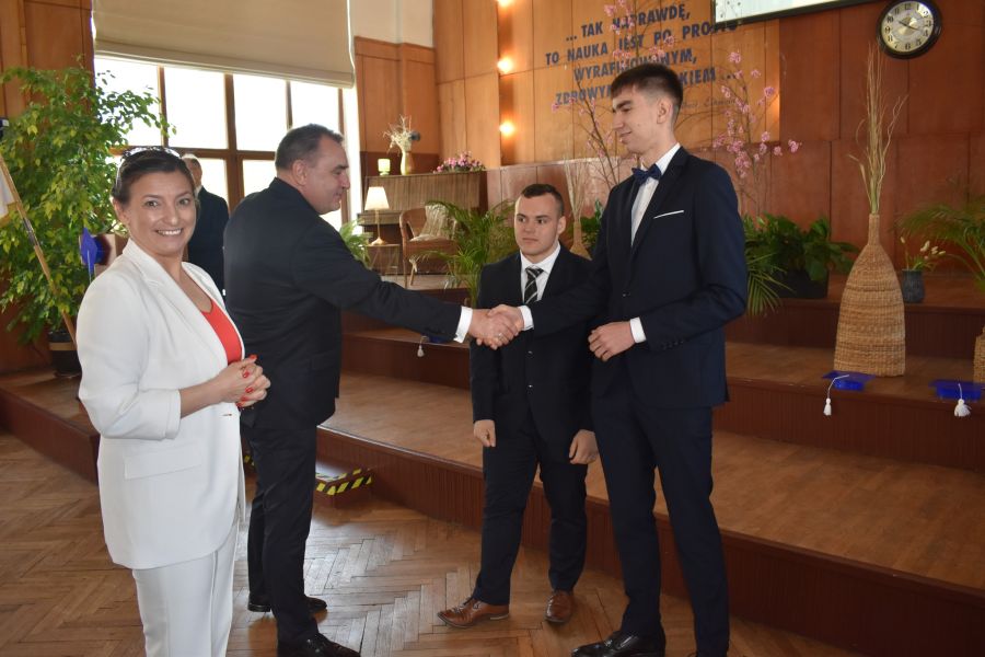 https://ekonom.kolobrzeg.pl/wp-content/uploads/gal/2024/04/18/zseh_47.jpg