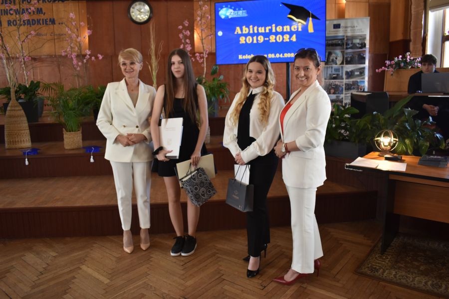 https://ekonom.kolobrzeg.pl/wp-content/uploads/gal/2024/04/18/zseh_55.jpg