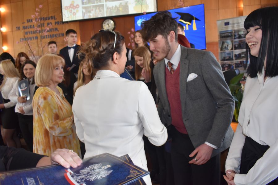 https://ekonom.kolobrzeg.pl/wp-content/uploads/gal/2024/04/18/zseh_57.jpg