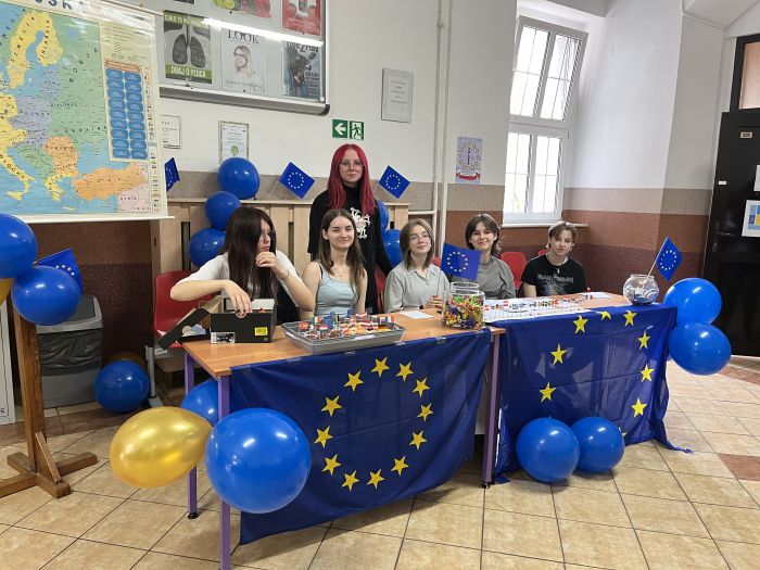 https://ekonom.kolobrzeg.pl/wp-content/uploads/gal/2024/04/19/zseh_11.jpg
