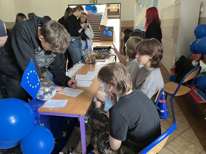https://ekonom.kolobrzeg.pl/wp-content/uploads/gal/2024/04/19/zseh_12.jpg