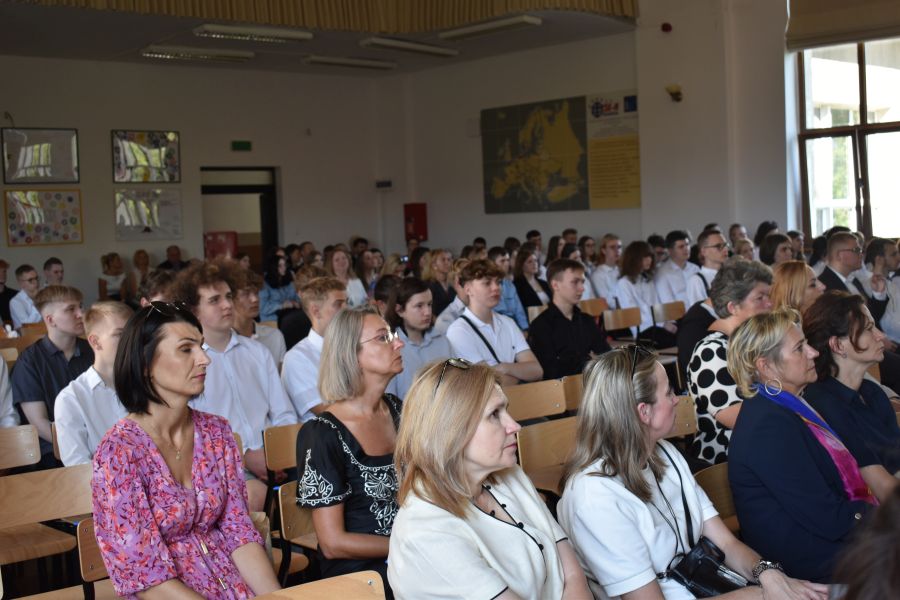 https://ekonom.kolobrzeg.pl/wp-content/uploads/gal/2024/09/01/zseh_06.jpg
