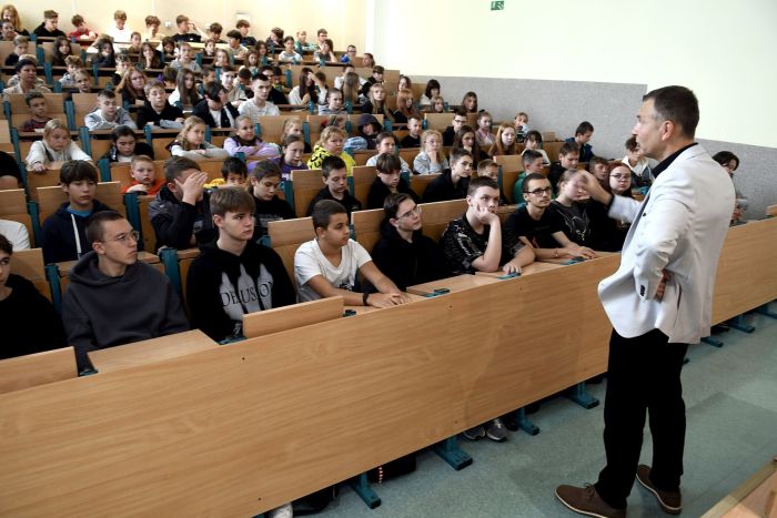 https://ekonom.kolobrzeg.pl/wp-content/uploads/gal/2024/09/08/zseh_08.jpg