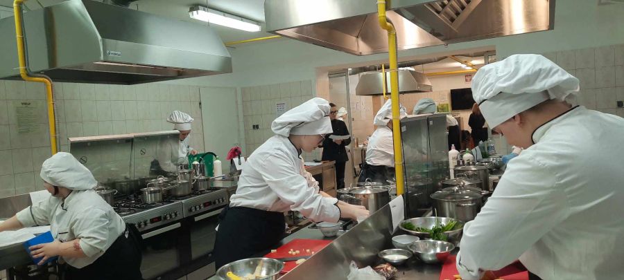 https://ekonom.kolobrzeg.pl/wp-content/uploads/gal1/2024/12/08/image009.jpg
