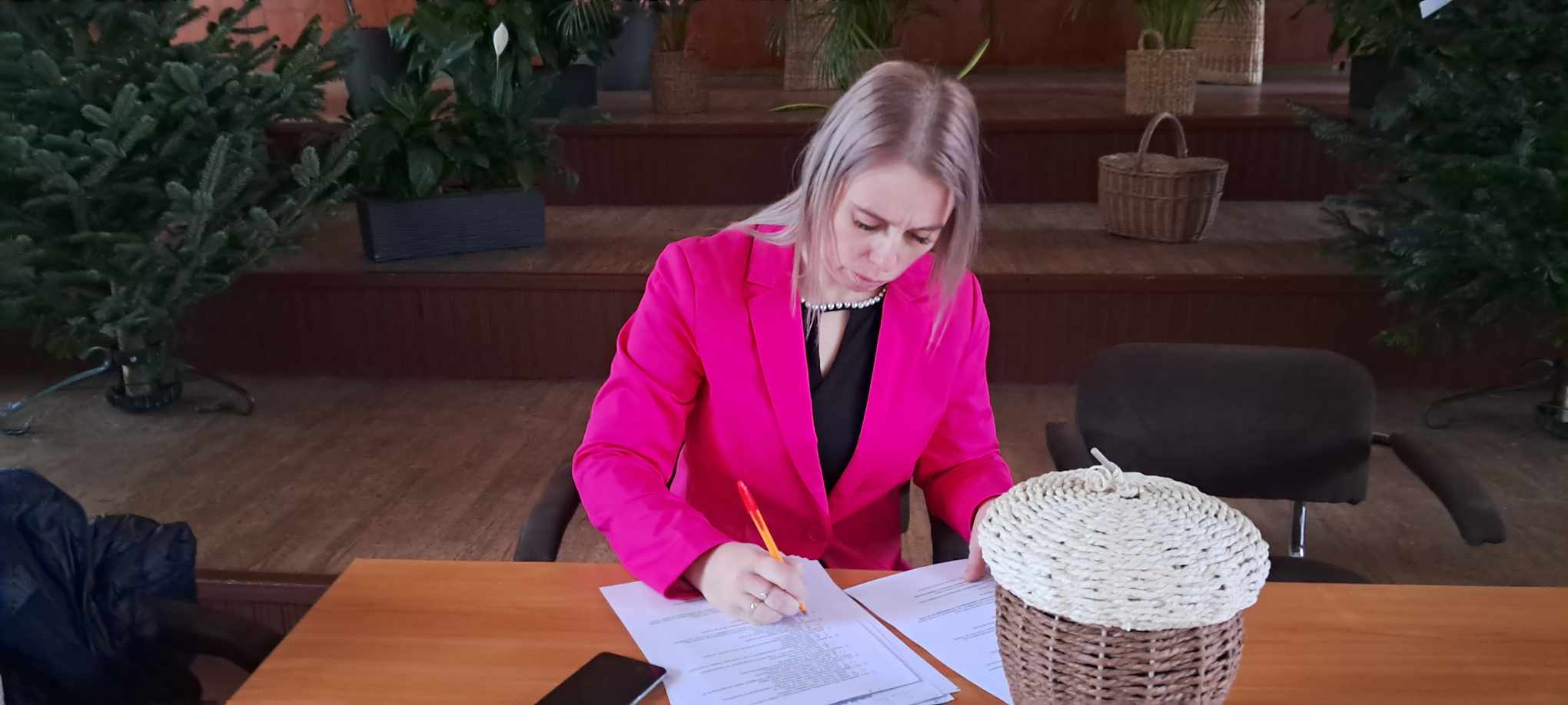 https://ekonom.kolobrzeg.pl/wp-content/uploads/gal1/2024/12/19/462556058_362077430327096_5344566381536233555_n.jpg