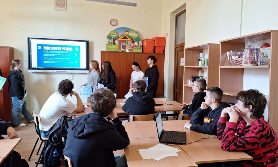 https://ekonom.kolobrzeg.pl/wp-content/uploads/gal1/2025/06/02/nbp_003.jpg