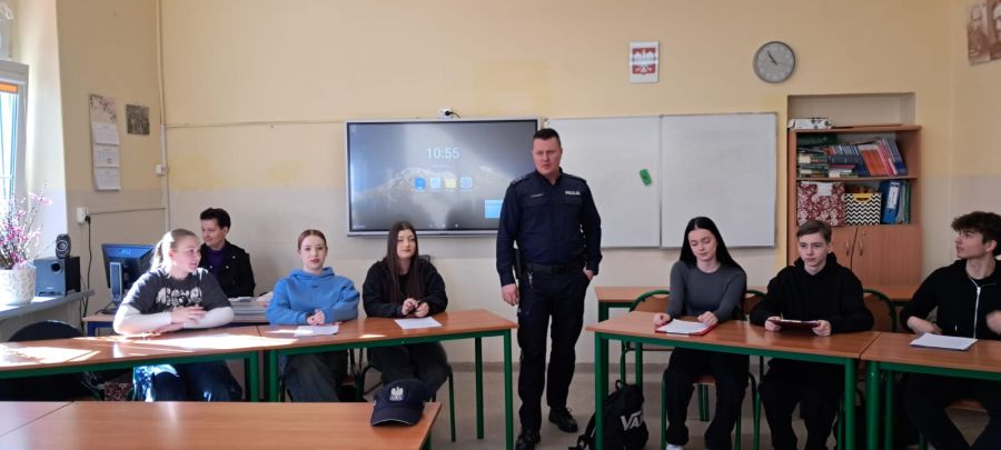 https://ekonom.kolobrzeg.pl/wp-content/uploads/gal1/2025/06/02/nbp_008.jpg